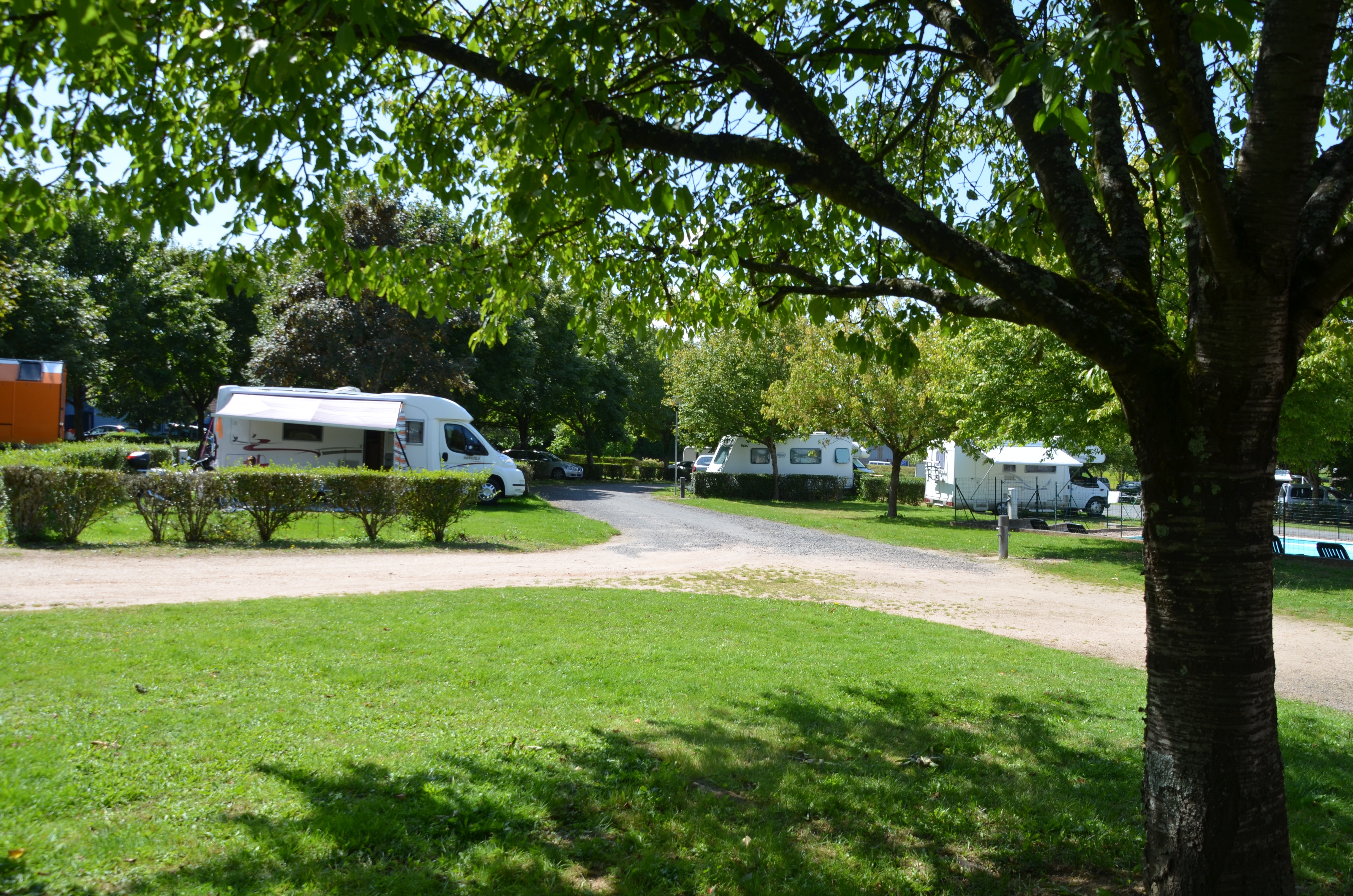 Camping de Bourbon-Lancy Onlycamp