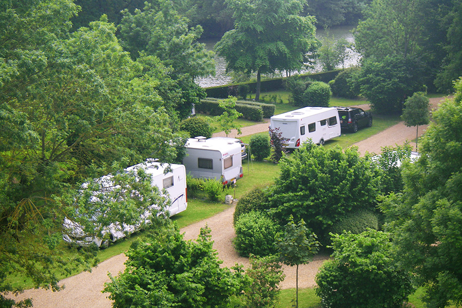 Camping Les Portes de l'Anjou - Image 1