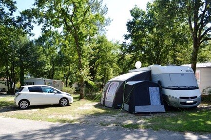 Camping Les Pins du Soleil