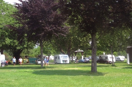 Campingplatz am Rhein