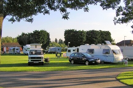 Tewkesbury Abbey Caravan Club Site