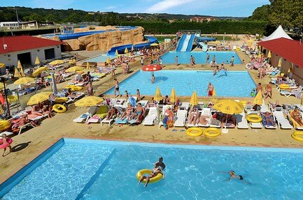Camping Le Château de Galaure - Marvilla parks