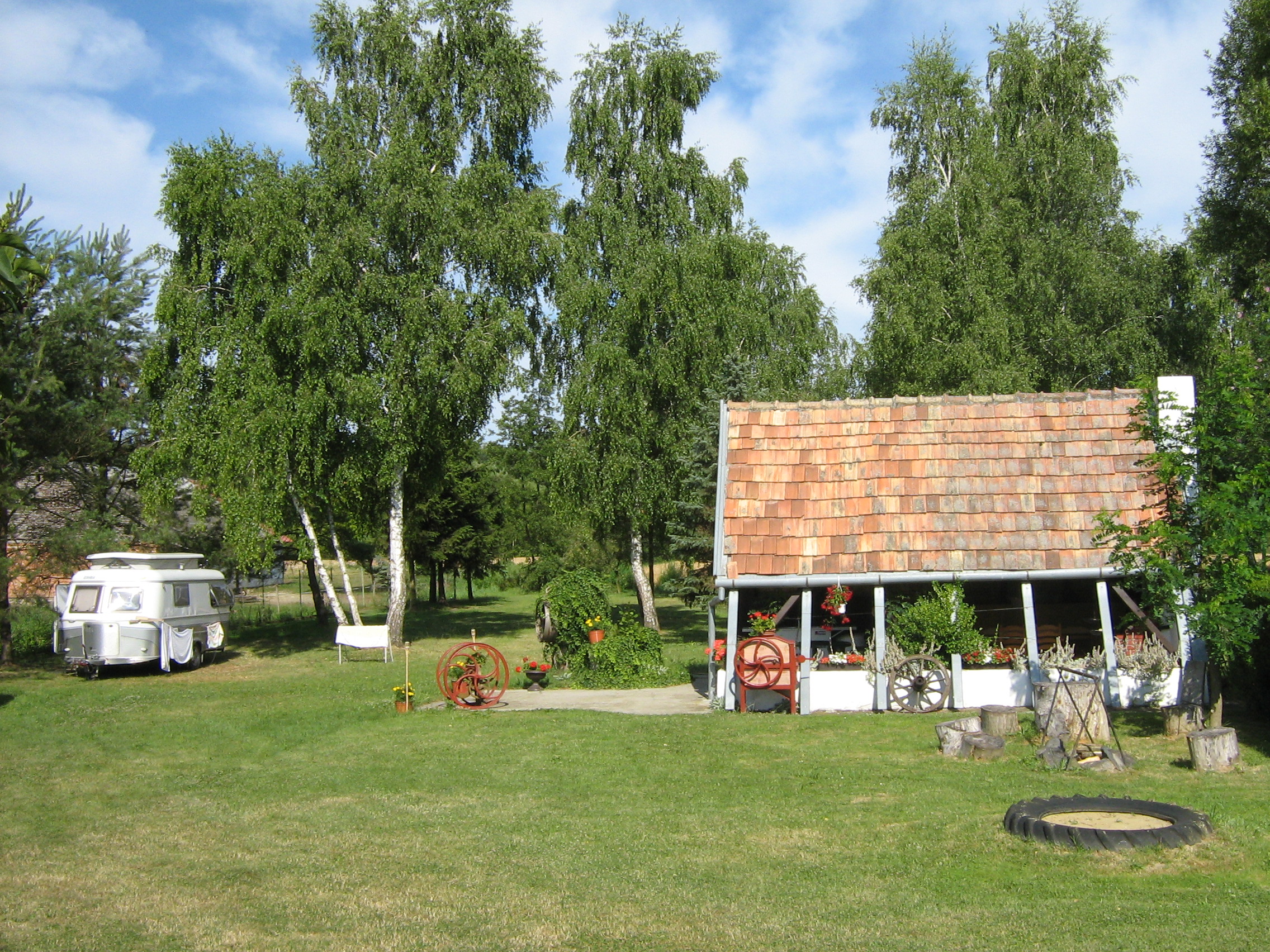 Nyirfás 'Camping' Nyirfás 'Camping'