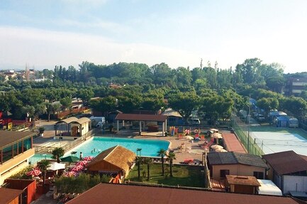 Happy Camping Village